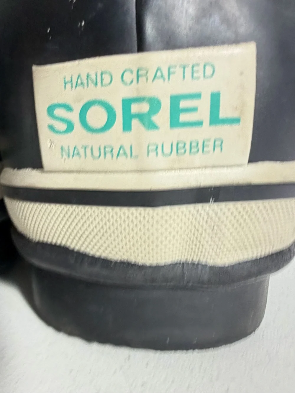 Sorel Joan of Arctic Waterproof Snow Boots Quarry Gray Youth Size 4 winter boots